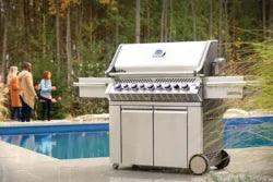 Napoleon Prestige 665 5-Burner Propane Grills