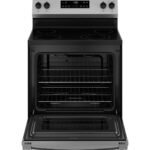 GE 30″ Freestanding Electric Range - Image 4