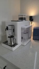 De’Longhi Rivelia Automatic Espresso Machine - Image 4