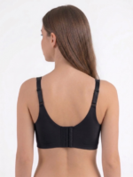 Deep V Wireless Bra with Natural Lift - Image 4