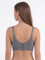 Deep V Wireless Bra with Natural Lift - Image 12