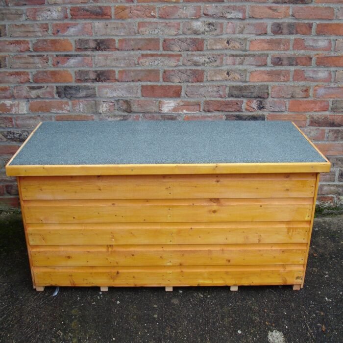 02i-3STORAGECHEST4X2_b379786c-5a76-4acf-aa76-98d7c4eb319e-700x700-1.jpg Shire Shiplap 4ft x 2ft Storage Box - Image 1
