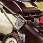 Honda HRH 536 HX Self-Propelled Professional Petrol Lawn Mower - Image 3