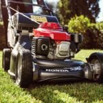 Honda HRH 536 HX Self-Propelled Professional Petrol Lawn Mower - Image 2