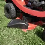 solo by AL-KO Comfort T18-111.4 HDS-A V2 Petrol Side Discharge Mulching Lawn Tractor 111cm - Image 6