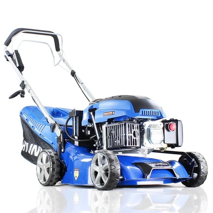 HYM430SPE_MAIN_IMAGE-2__20176-700x700-1.jpg Hyundai HYM430SPE Self-Propelled Petrol Lawn Mower 42cm - Image 1