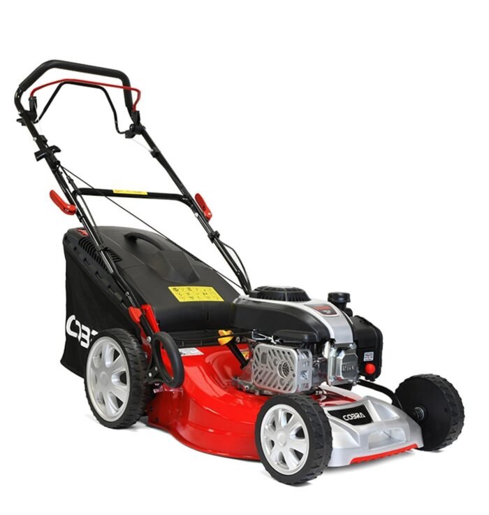 M46SPCVX_angle_2__85348-700x736-1.jpg Cobra M46SPCVX Self Propelled Petrol Lawn Mower 18″ - Image 1