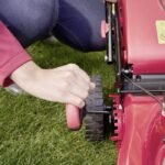 solo by AL-KO Easy 4716 SP-A Petrol Self Propelled Lawnmower 46cm - Image 6