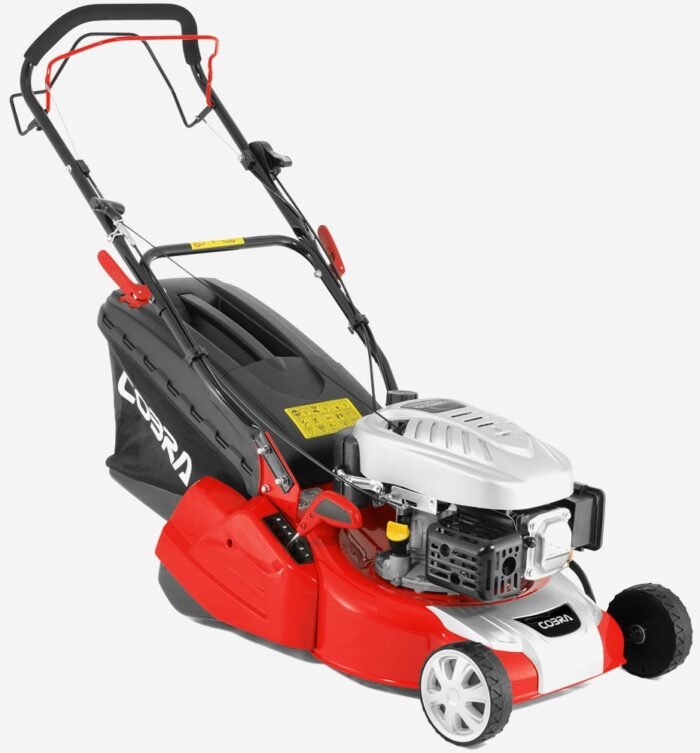 cobra-rm40spc-petrol-lawnmower-rear-roller-700x753-1.jpg Cobra RM40SPC Petrol Lawnmower Self Propelled Rear Roller - Image 1