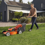 Husqvarna LC 142iS Cordless Lawn Mower - Image 5
