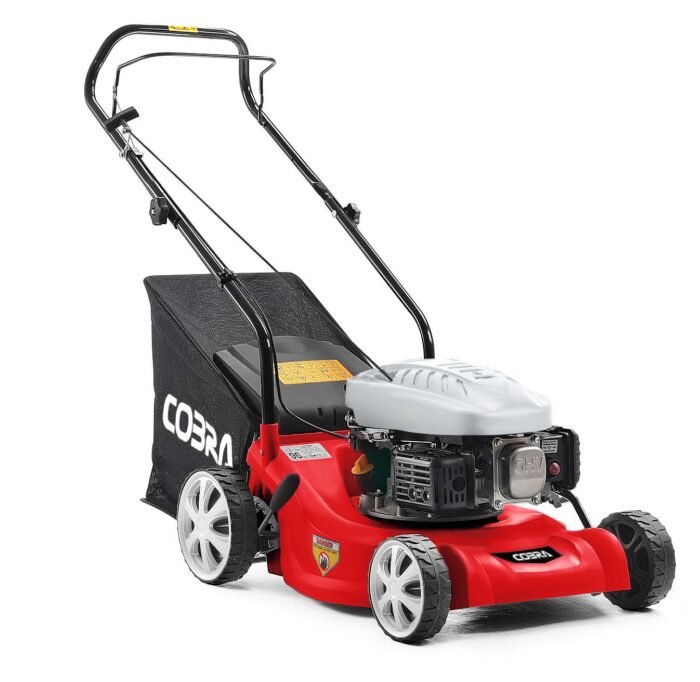 m41c-700x682-1.jpg Cobra M41C Petrol Lawn Mower 16″ - Image 1