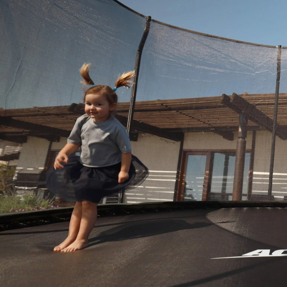 Acon-Air-12ft-Round-Trampoline-with-Premium-Net-and-Ladder_3.png