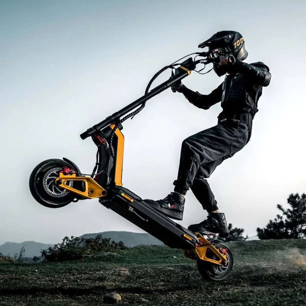 INMOTION-RS-Worlds-Fastest-Electrics-Scooters_2.png